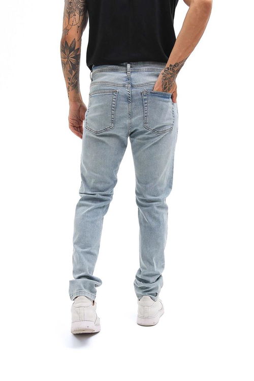 209 SLIM FIT MUSTIQUE