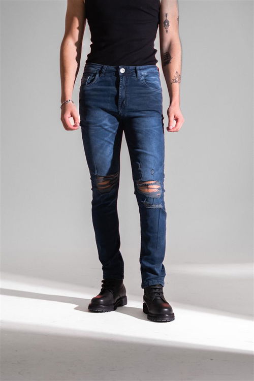 241 slim fit con roturas