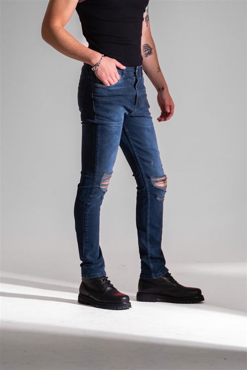 241 slim fit con roturas
