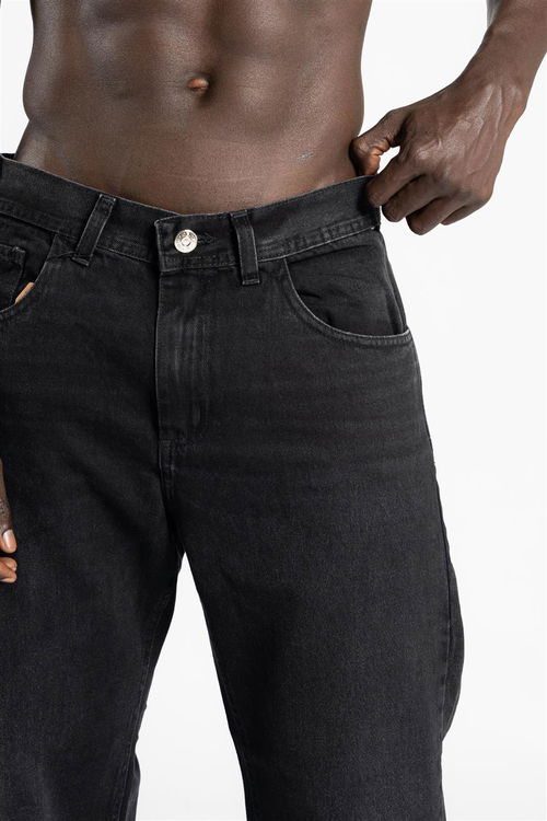 300 - STRAIGHT CUT BLACK